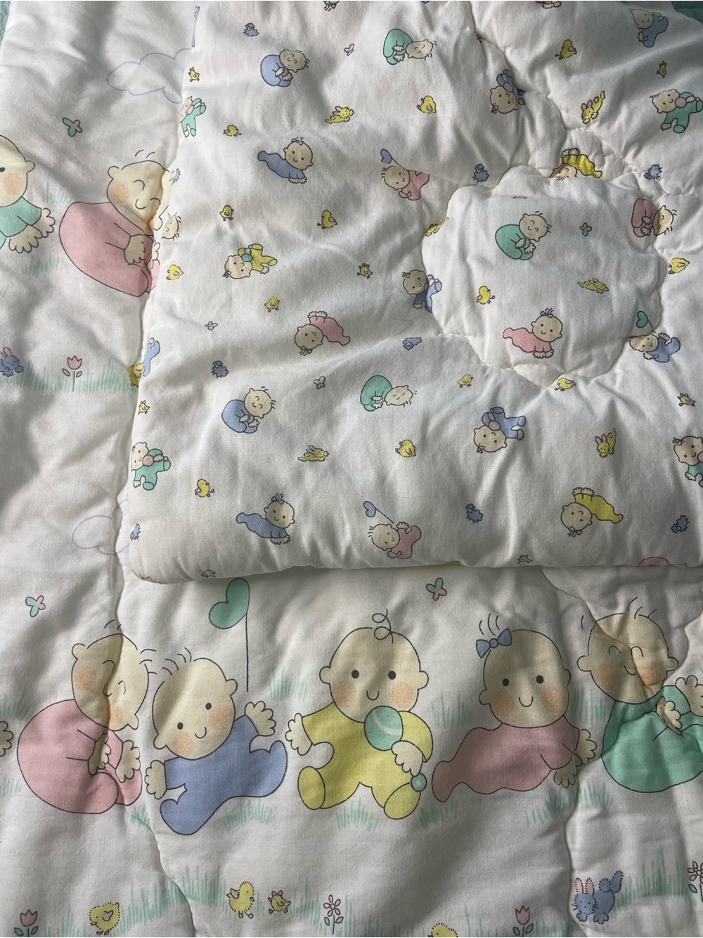 Vtg 80s Quiltex Baby Q Pastel Crawling Babies Quilt Blanket USA Made 30x45